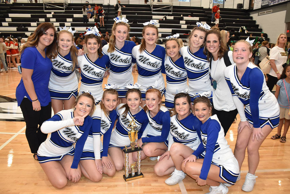 Model cheerleaders take 1st at Coosa Cheer Classic